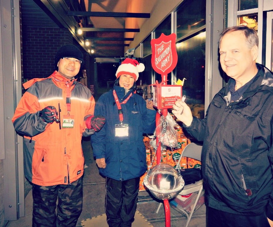 Volunteer Kettle Hosts Are Needed (Bell Ringers)